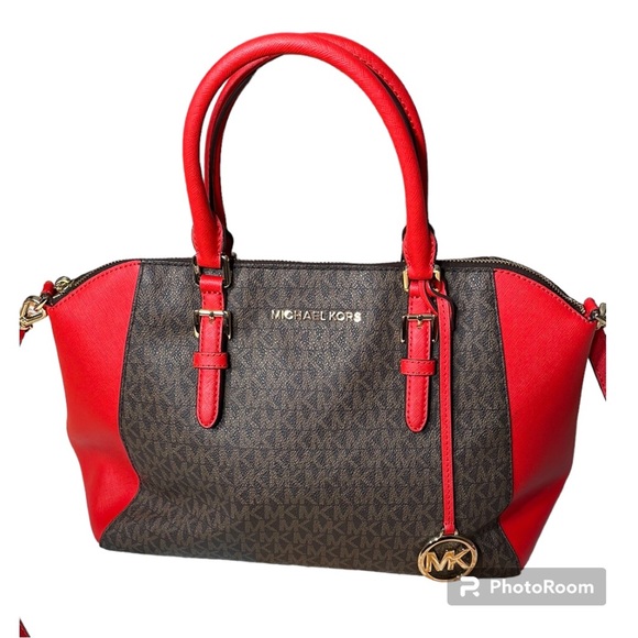 MICHAEL Michael Kors Handbags - EUC Michael Kors Handbag